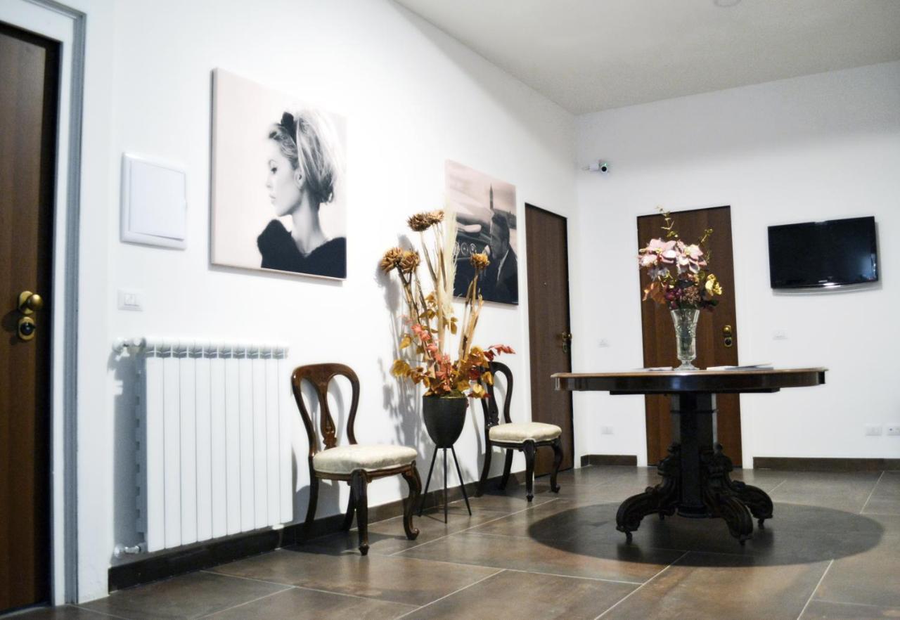 Questo Rinascimento Casa Brigitte Neapol Zewnętrze zdjęcie